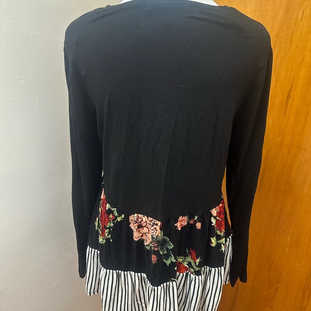 True Self Cardigan - Picture 2 of 3
